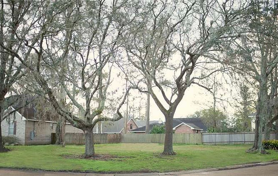 1st image of 232 Villere Dr