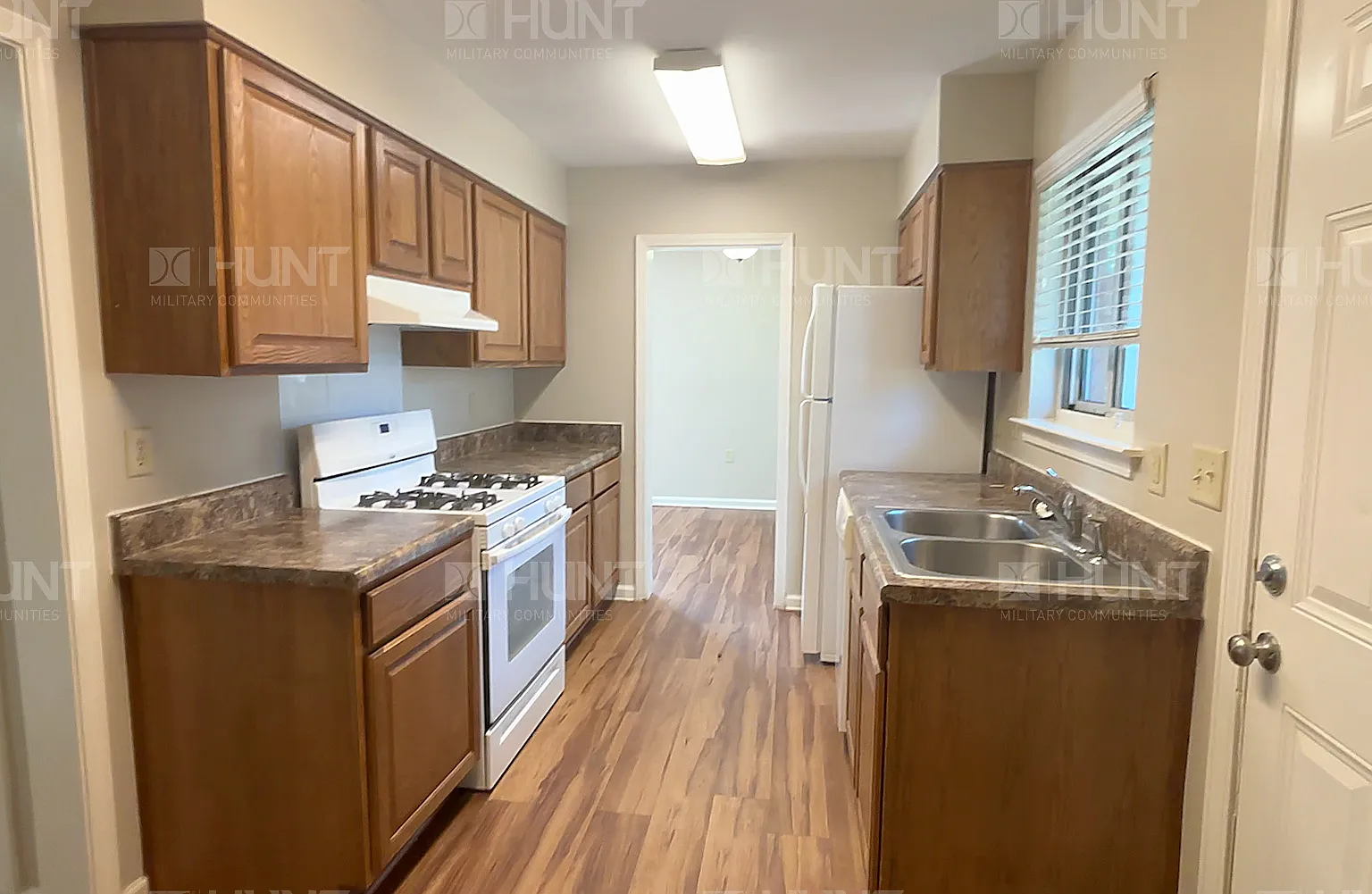 3 bed, 1275 sqft, $1,400 — Photo 1
