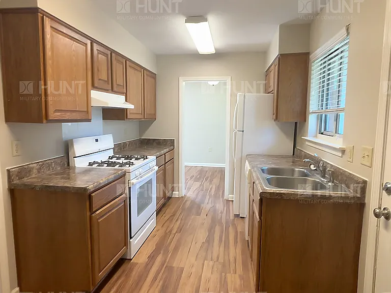 6080 Polaris Dr — Photo 3