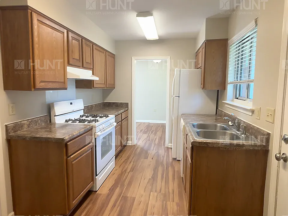 6054 Polaris Dr