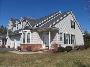 8 Marble Faun Ln, Windsor, CT 06095