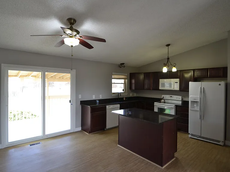 3710 Trail Rock Pl — Photo 4