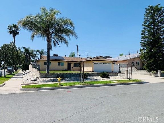 2nd image of 1421 Calaveras Ct