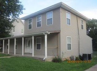 720 Cedar St, Carthage, MO 64836