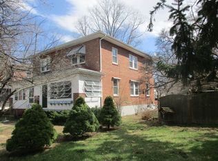 8 Laurel Ave, Florence, NJ 08518
