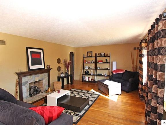 2nd image of 9 Northgate Dr
