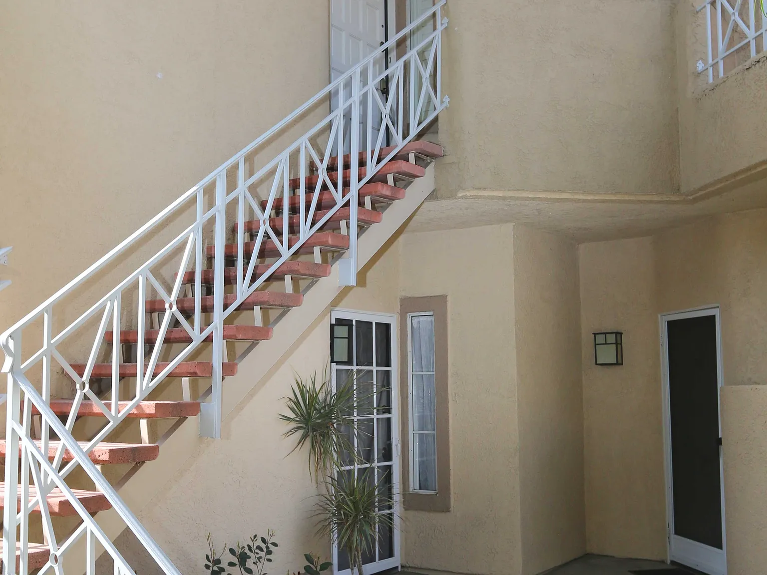 23903 Del Monte Drive 62 - 62 — Photo 4
