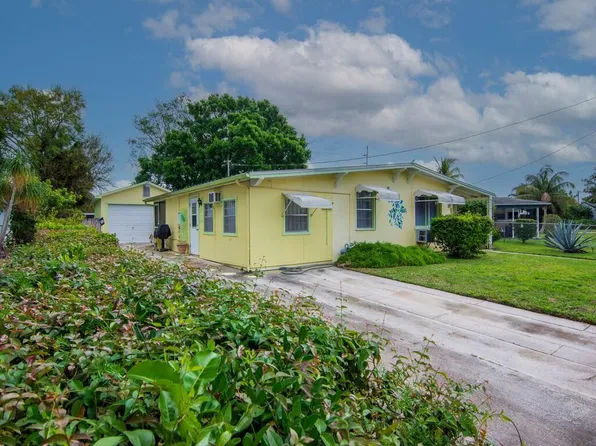 2112 Golfview Court, Fort Pierce, FL 34950
