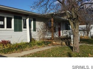 424 4th St, Bethalto, IL