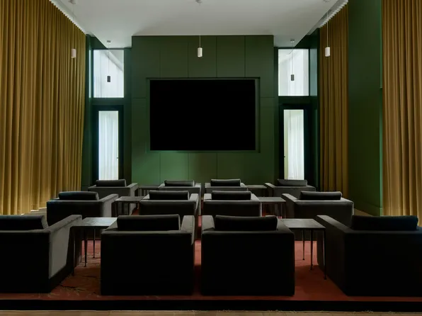 2-33 50th Avenue image 14 of 19