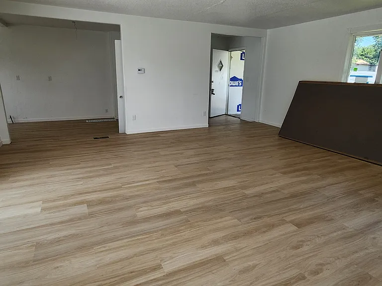 3307 Hoover Ave — Photo 4