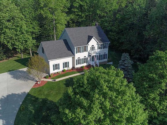 2nd image of 113 Harwill Dr