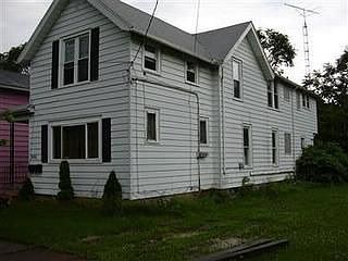 1st image of 725 Hancock St Unit 1