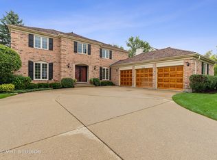 1508 Old Barn Cir, Libertyville, IL 60048