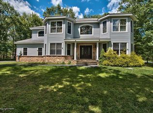 204 Withywindle Way, Tamiment, PA 18371