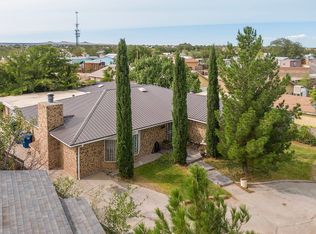 713 Luna Rd SW, Albuquerque, NM 87105