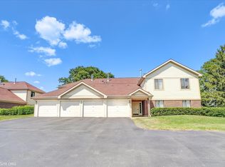 918 E Kings Row UNIT 1, Palatine, IL 60074