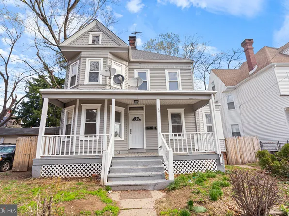 34 Cumberland Ave, Trenton, NJ 08618
