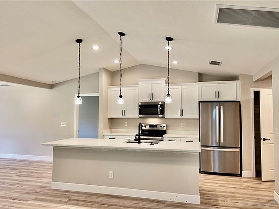 2nd image of 25836 Aysen Dr