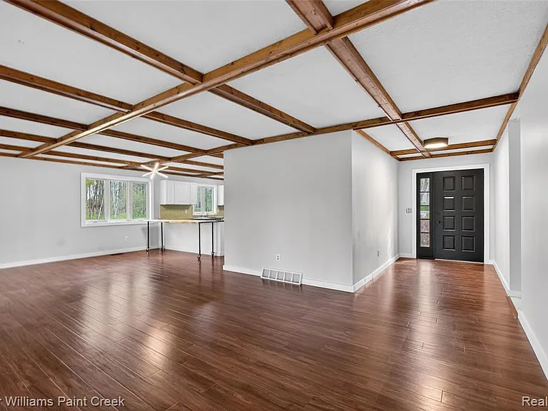 1727 Linksview Way — Photo 6