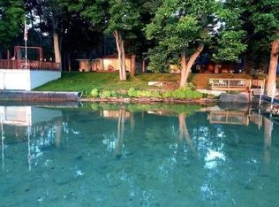 1166 W Higgins Lake Dr, Roscommon, MI 48653