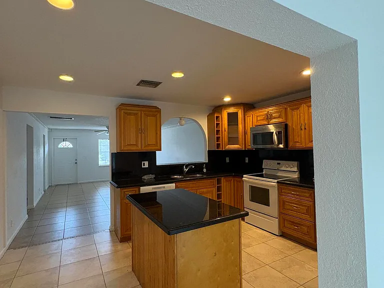 3801 Van Cott Cir — Photo 7