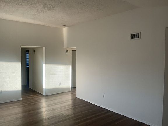 5th image of 11428 Pamplona St NW