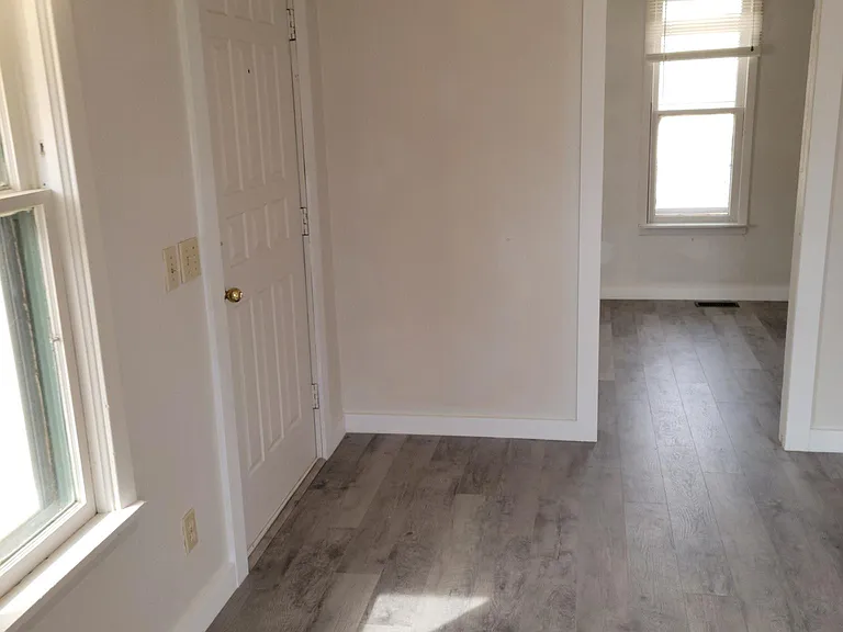 538 E C Ave — Photo 13