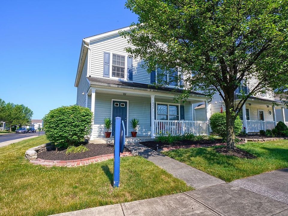 1st image of 1375 Pansy St #204