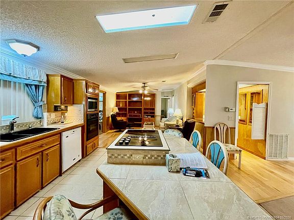 2nd image of 16372 SW Indianwood Cir
