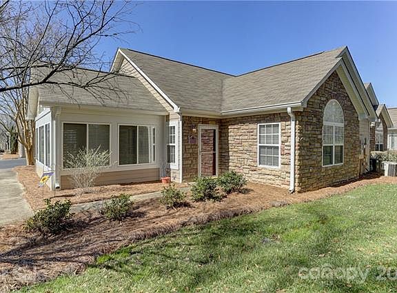 4th image of 8007 Sultana Cir