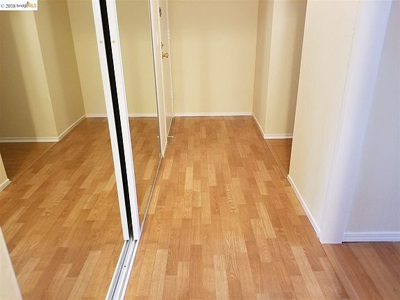 4th image of 490 N Civic Dr APT 207