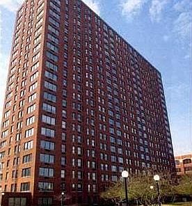 1st image of 325 W Illinois St #910