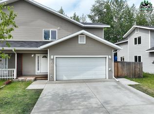 1382 Joyce Dr, Fairbanks, AK 99701