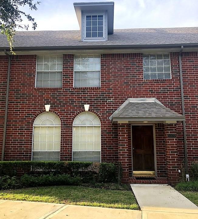 1st image of 1337 El Camino Village Dr