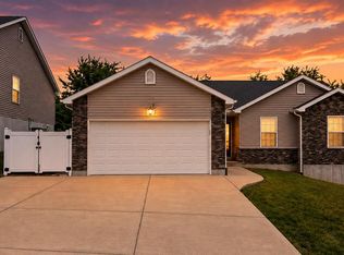 1387 Durham Dr, Herculaneum, MO 63048