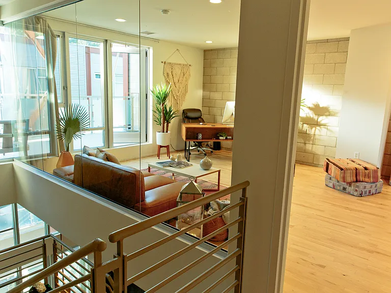 3450 Cahuenga Blvd W #403 — Photo 18