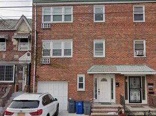 21-14 30th Dr #3, Astoria, NY 11102