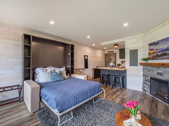 5th image of 11591 Snowpeak Way #304