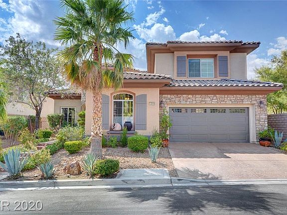 2nd image of 12049 La Palmera Ave