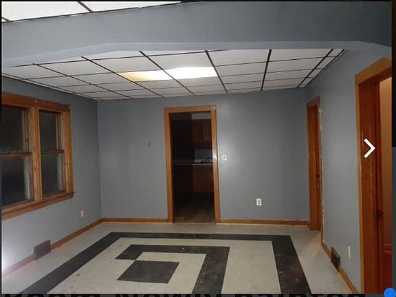 3rd image of 144 Floss Ave
