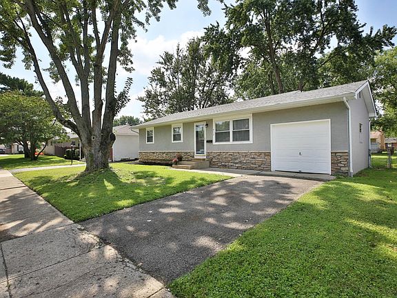 2nd image of 413 Dovewood Dr
