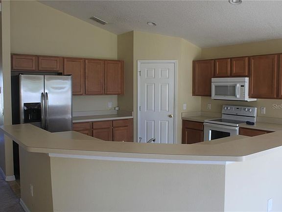 4th image of 2722 Eagle Canyon Dr S