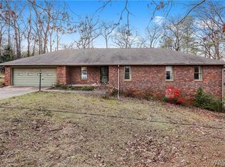 1938 Mountainbrook Dr, Cottondale, AL 35453