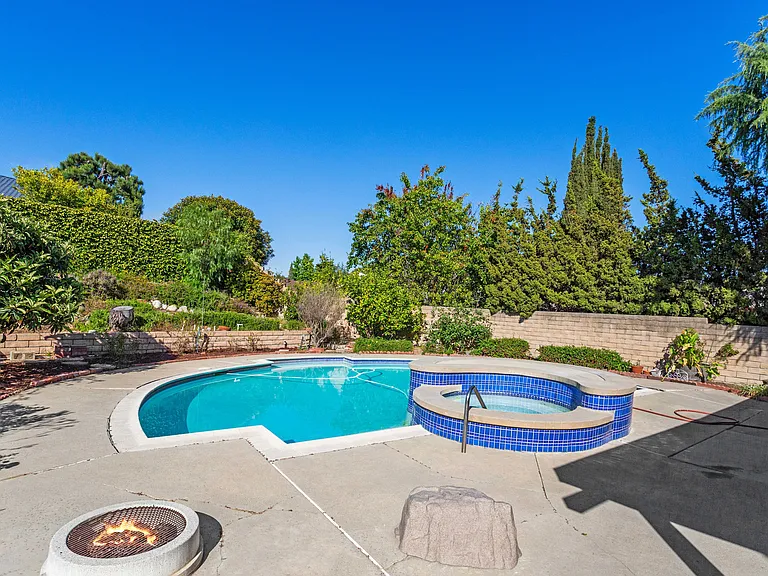 1428 Spruce Tree Dr — Photo 28
