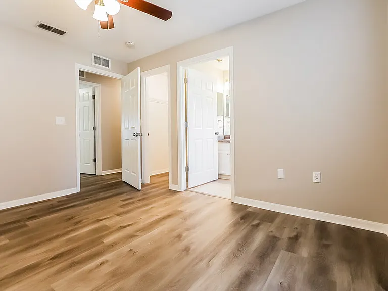 11730 Lynn Brook Cir — Photo 9