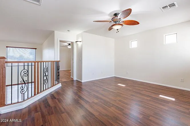 1405 E Baker Dr — Photo 14