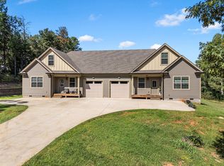 129 Victoria Dr, Inman, SC 29349
