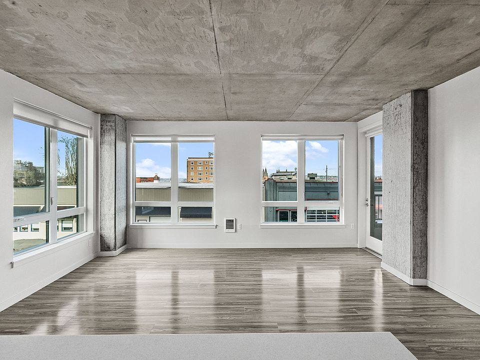 1st image of 102 N G St #424