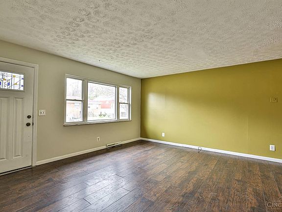 3rd image of 3044 Westknolls Ln